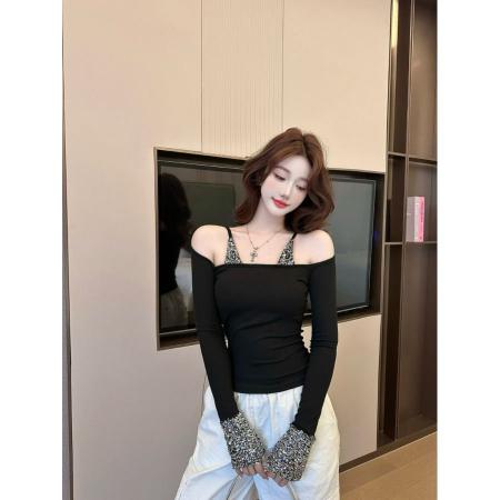 FA53295# 亮片拼接一字领长袖T恤女冬季修身假两件露肩上衣 服裝批發女裝批發服飾貨源