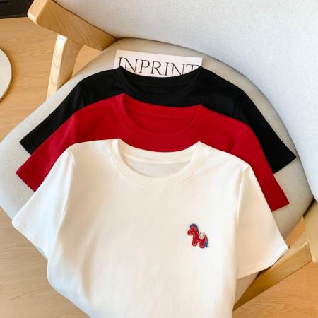 FA53326# 春新款红色小马贴布圆领短袖T恤女新款百搭休闲上衣 服裝批發女裝批發服飾貨源