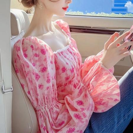 FA53335# 春季爆款高级感减龄洋气小众粉色印花长袖上衣 服裝批發女裝批發服飾貨源