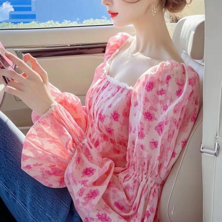 FA53335# 春季爆款高级感减龄洋气小众粉色印花长袖上衣 服裝批發女裝批發服飾貨源