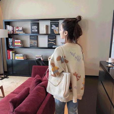 FA53360# 小熊针织开衫女春韩版宽松慵懒风V领毛衣外套中长款学院风 服裝批發女裝批發服飾貨源