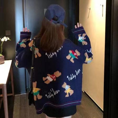 FA53360# 小熊针织开衫女春韩版宽松慵懒风V领毛衣外套中长款学院风 服裝批發女裝批發服飾貨源