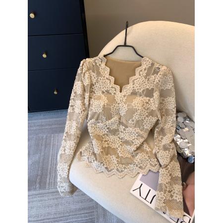 FA53404# 上高级感黑色V领蕾丝衫性感秋冬新款百搭时髦蕾丝上衣打底衫 服裝批發女裝批發服飾貨源