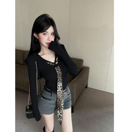 FA53440# 螺纹御姐V领豹纹领带拼接短长袖打底衫女秋辣妹连帽上衣 服裝批發女裝批發服飾貨源