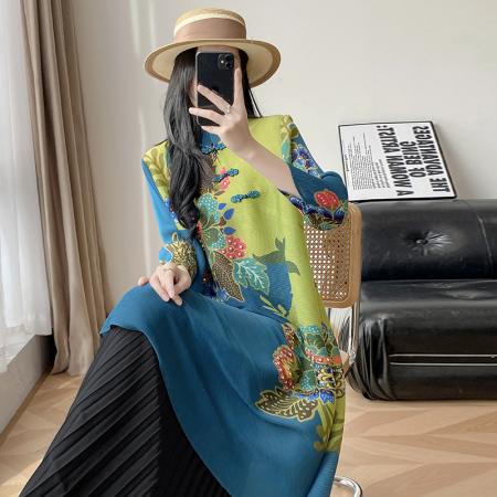 FA53442# LN76417# 新中式立领钉珠褶皱旗袍裙女新款盘扣印花中长款宴会洋装敬酒