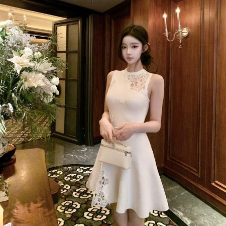 FA53463# Hotdog热狗很辣雪落蔷薇白色蕾丝镂空设计感无袖连衣裙短裙 服裝批發女裝批發服飾貨源