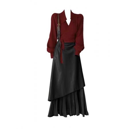 FA53473# 巨好看冬装一整套裙红色V领灯笼袖连衣裙女不规则设计感长裙套装 服裝批發女裝批發服飾貨源