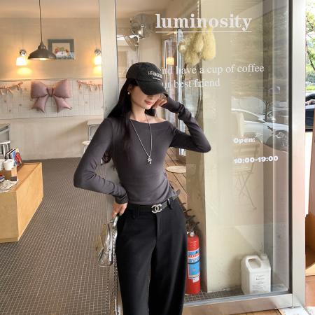 FA53519# 图高级感漂亮好看斜肩露肩长袖内搭打底衫女新款短款T恤