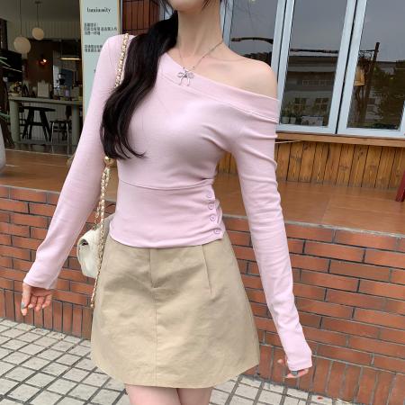 FA53519# 图高级感漂亮好看斜肩露肩长袖内搭打底衫女新款短款T恤