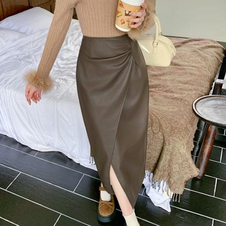 LN76419#不规则半身裙秋冬设计感褶皱皮裙pu包臀高腰百褶中长款裙