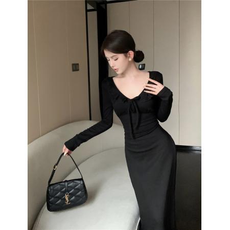 FA53574# 复古性感V领荷叶边绑带收腰显瘦长袖针织连衣裙女