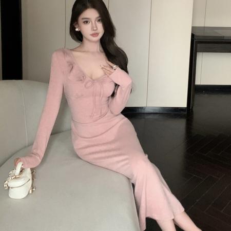 FA53574# 复古性感V领荷叶边绑带收腰显瘦长袖针织连衣裙女