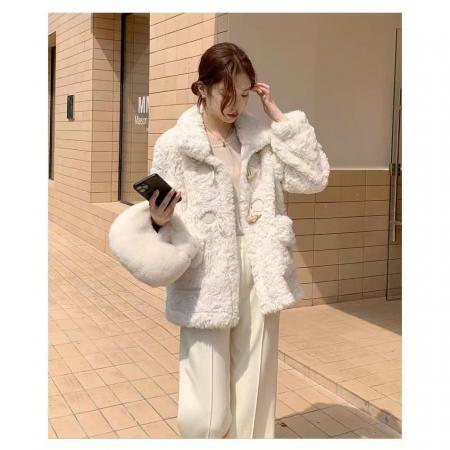 FA53624# 秋冬新款仿兔毛羊糕绒网红韩版牛角扣宽松洋气皮草大衣