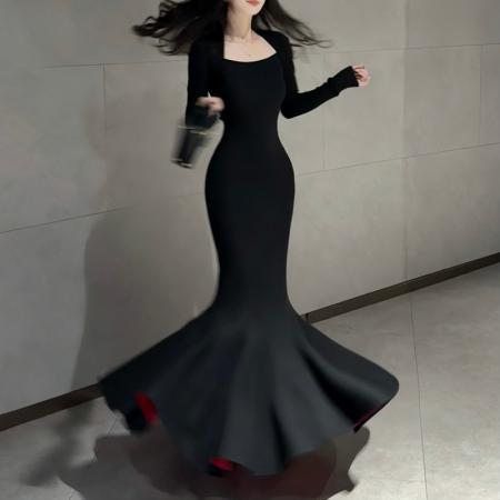 FA53702# 红底加厚复合绒秋冬步步生莲方领显瘦百搭包臀鱼尾裙气质长裙