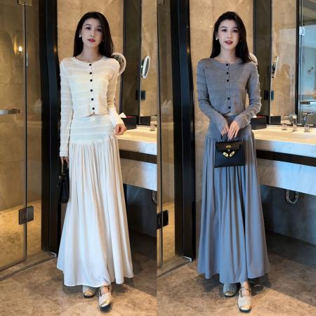 FA53709# 私享时刻条纹针织上衣长半裙休闲两件套