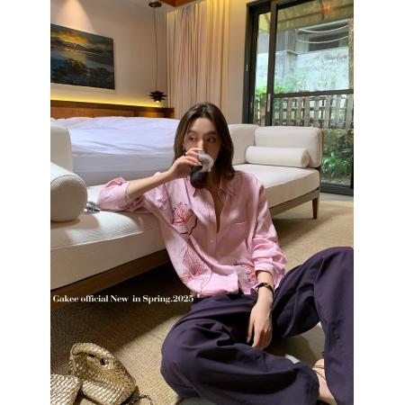 FA53749# 春季粉色刺绣衬衫女秋季新款休闲宽松时尚气质长袖衬衣开衫 服裝批發女裝批發服飾貨源