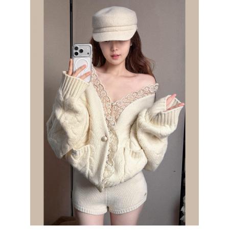 FA53801# 韩系一整套深冬穿搭纯欲白色V领蕾丝针织衫毛衣短裤 服裝批發女裝批發服飾貨源