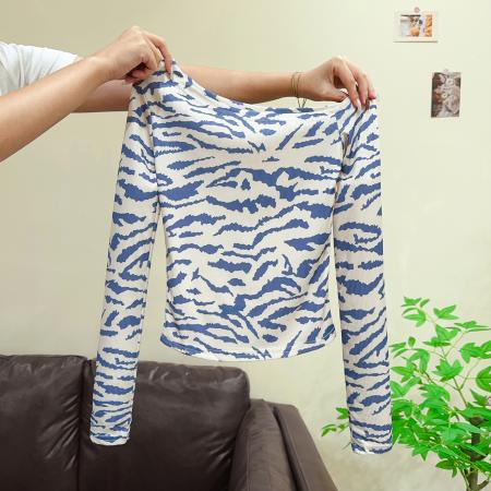 FA53829# 纯欲辣妹风豹纹斜领长袖打底衫女秋冬新款气质修身百搭上衣 服裝批發女裝批發服飾貨源