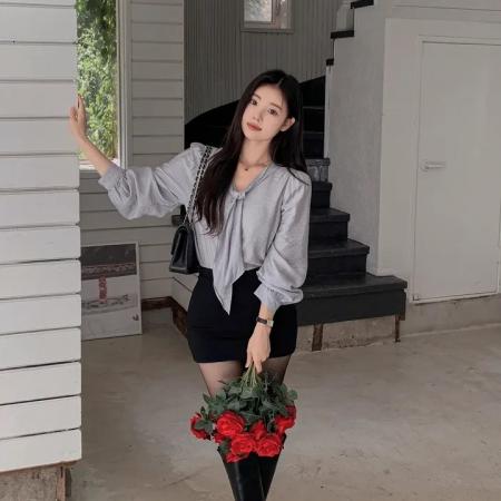 FA53833# 韩国早春法式优雅V领飘带泡泡袖气质百搭雪纺衫衬衫上衣 服裝批發女裝批發服飾貨源