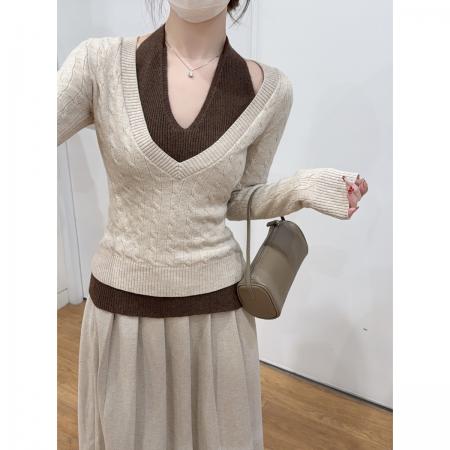 FA53917# 秋冬韩版假两件挂脖v领气质修身安迪绒针织打底衫毛衣女 服裝批發女裝批發服飾貨源