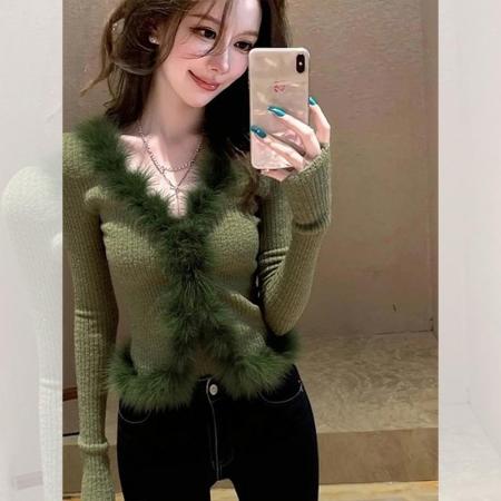 FA53925# 漂亮绿色内搭小衫女装秋冬毛领针织打底衫洋气高贵上衣服 服裝批發女裝批發服飾貨源