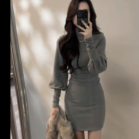 FA53975# 复古冬季灯笼袖半高领连衣裙秋冬裙子褶皱收腰短裙 服裝批發女裝批發服飾貨源