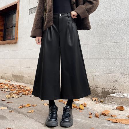 FA53988# 好质量咖色PU皮裤阔腿裤女秋冬小个子直筒弯刀七八分裤 服裝批發女裝批發服飾貨源
