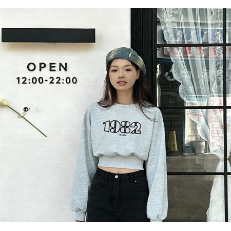 FA54036# 曼巴棉克圆领后包领CVC罗口短款收腰圆领印花卫衣 服裝批發女裝批發服飾貨源