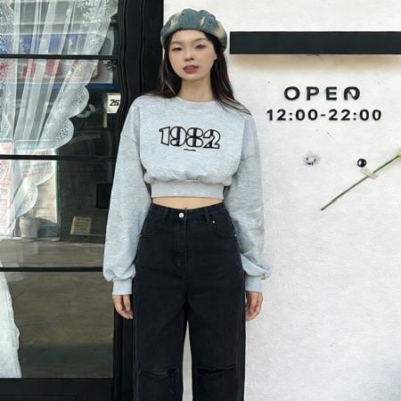 FA54036# 曼巴棉克圆领后包领CVC罗口短款收腰圆领印花卫衣 服裝批發女裝批發服飾貨源