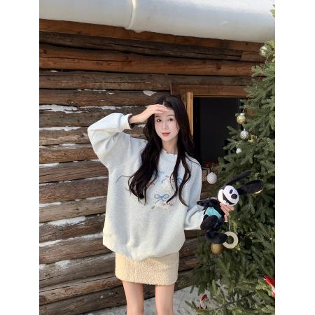 FA54068# 加绒卫衣秋冬潮新款宽松假两件刺绣花蝴蝶结圆领保暖上衣 服裝批發女裝批發服飾貨源