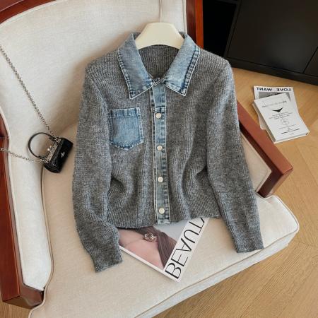 FA54107# 冬季新款设计感牛仔拼接毛衣开衫女洋气小众外穿显瘦假两件 服裝批發女裝批發服飾貨源