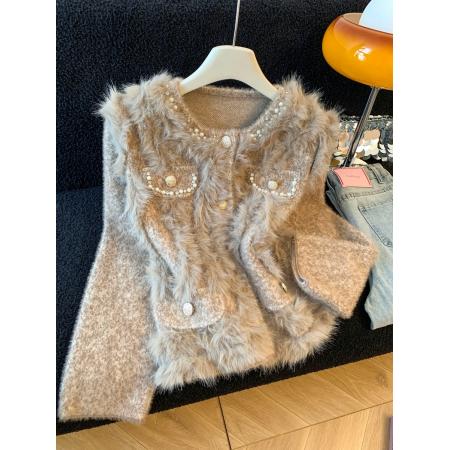 秋冬新款重工水钻领仿狐狸毛皮草外套金属扣针织开衫女潮 服裝批發女裝批發服飾貨源