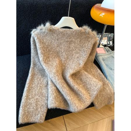 FA54114# 秋冬新款重工水钻领仿狐狸毛皮草外套金属扣针织开衫女潮 服裝批發女裝批發服飾貨源