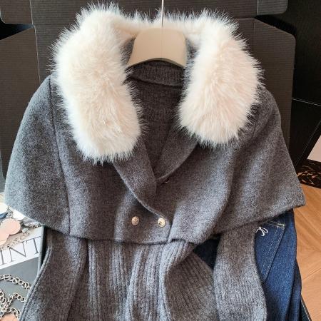 FA54115# 新年穿搭针织衫女冬季千金感斗篷披肩配毛领打底收腰上衣 服裝批發女裝批發服飾貨源