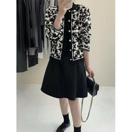 FA54127# 春季新款韩版时尚设计感镂空钩花显瘦宽松上衣针织开衫 服裝批發女裝批發服飾貨源