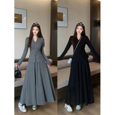 FA54142# 早秋时尚挂脖设计显瘦大码韩系穿搭上衣半身裙两件套套装 服裝批發女裝批發服飾貨源