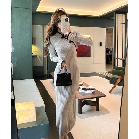 FA54189# 新中式国风针织长袖连衣裙今年流行盘扣淑女修身包臀长裙秋冬 服裝批發女裝批發服飾貨源