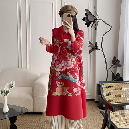 FA54329# 三宅风褶皱春秋大码凤穿牡丹开衫风衣外套翻领印花弹簧抖抖连衣裙 服裝批發女裝批發服飾貨源