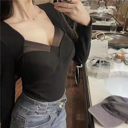 FA54361# 秋冬新款拼接蕾丝网纱带胸垫洋气质量修身塑形长袖打底衫女  服裝批發女裝批發服飾貨源