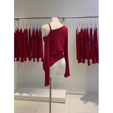 FA54394# 设计感红色不规则斜肩长袖t恤女秋冬季中长款宽松可外穿内搭上衣  服裝批發女裝批發服飾貨源