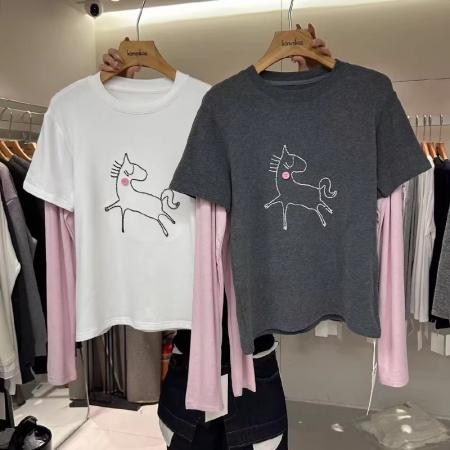 FA54436# 东大门春季钉扣子小马刺绣拼接长袖假两件T恤女欧货精致上衣  服裝批發女裝批發服飾貨源