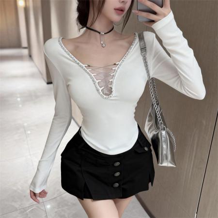 FA54446# 春上新纯欲性感风深V领露锁骨长袖T恤女收腰显瘦打底衫  服裝批發女裝批發服飾貨源