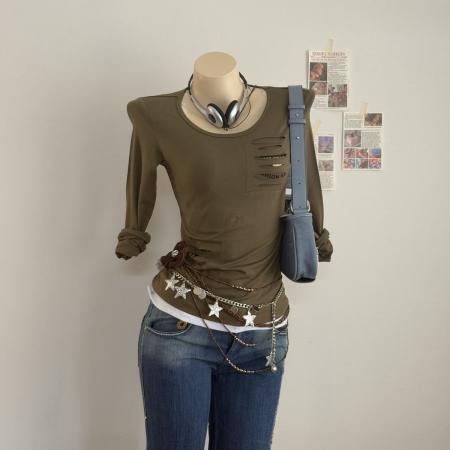 FA54459# 秋季爆款军旅风薄款军绿色个性破洞英文长袖休闲T恤上衣  服裝批發女裝批發服飾貨源