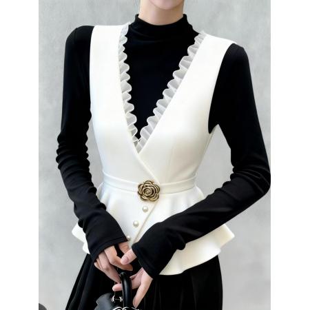 FA54569# 马甲女冬新款巨好看高端时髦洋气叠穿小香风掐腰白色针织外套  服裝批發女裝批發服飾貨源