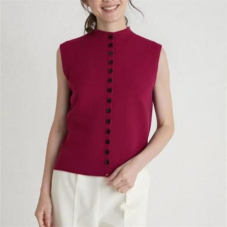 FA54641# 春夏新款简约百搭针织开衫马甲背心女设计感排扣无袖上衣  服裝批發女裝批發服飾貨源