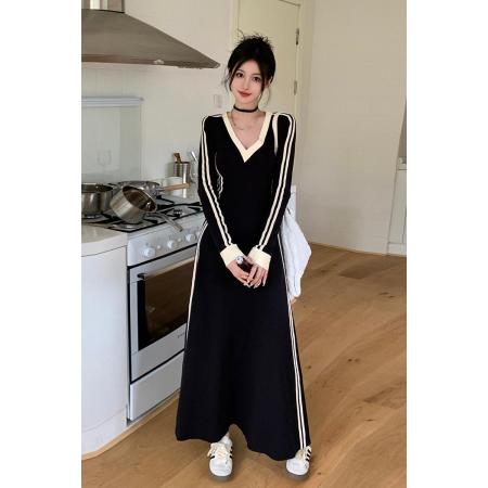 FA54673# 秋季法式高级感V领长袖连衣裙早春新款漂亮裙子收腰长裙  服裝批發女裝批發服飾貨源