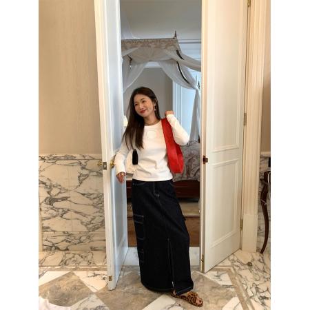 FA54790# 白色圆领正肩打底T恤女春季新款设计感百搭长袖上衣  服裝批發女裝批發服飾貨源