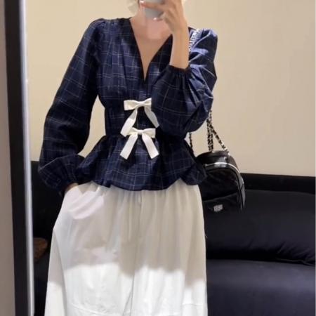 FA54805# 韩系早春格纹v领蝴蝶结衬衫  服裝批發女裝批發服飾貨源