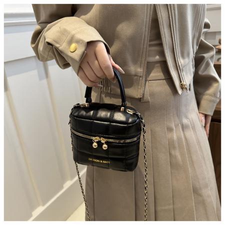 TJ2243# 韩版时尚菱格绣线水桶包包女2024新款小香风手提包通勤单肩斜挎包