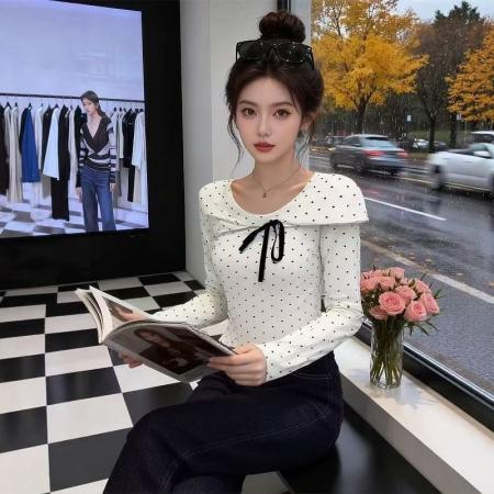 法式不对称蝶结波点长袖t恤女秋冬新款内搭修身显瘦别致绝美上衣  服裝批發女裝批發服飾貨源